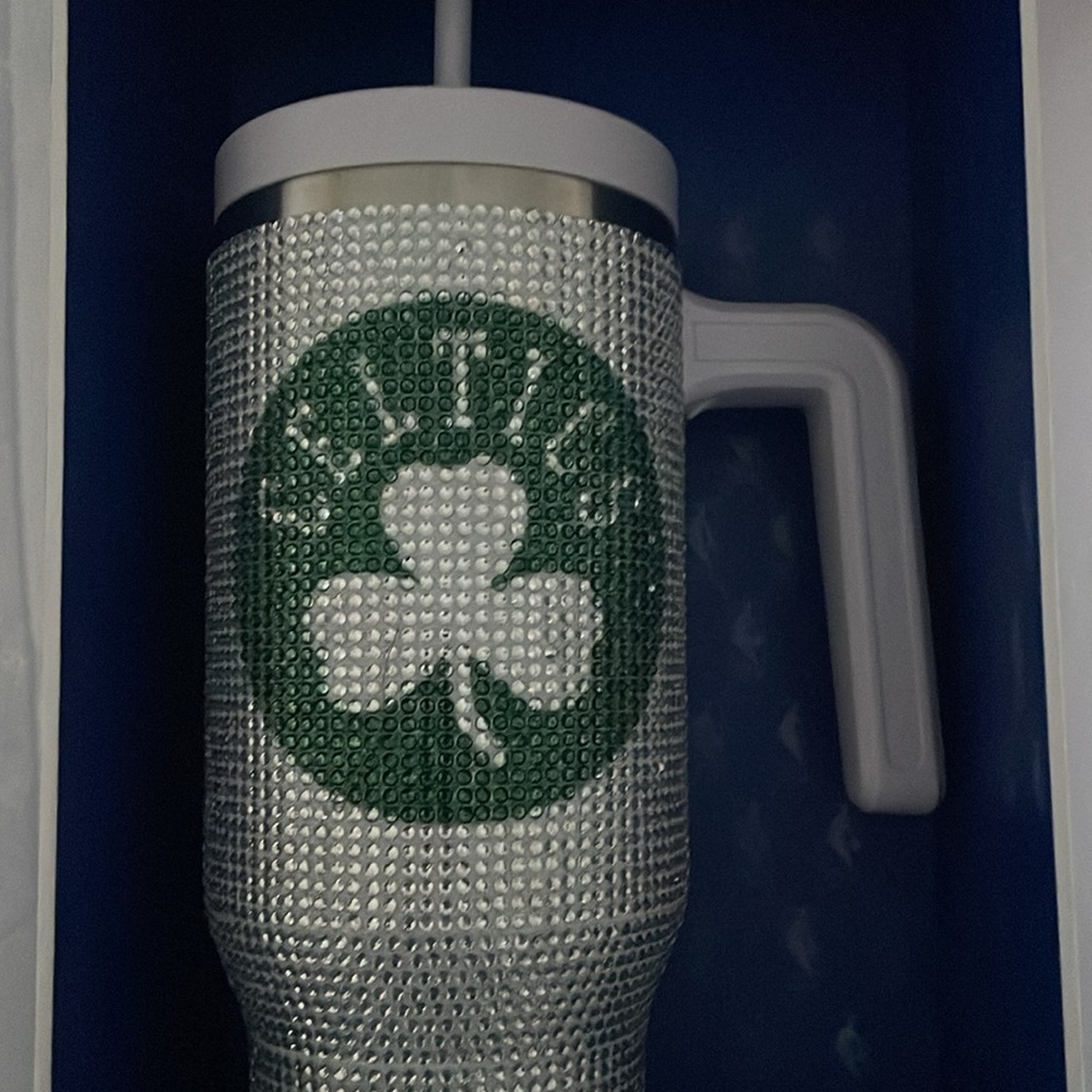 NWT NBA Boston Celtics Limited Edition Rhinestone 40oz Tumbler
